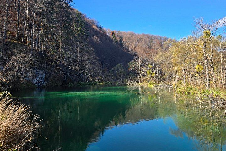 Private Guided Plitvice Lakes Full Day from Split with Boat Ride and Great Waterfall (5/7)