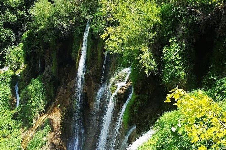 Plitvice Lakes Small Group Tour from Split or Trogir via Knin and Korenica (10/12)