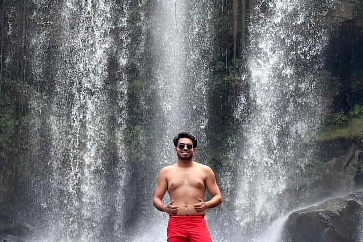 Private 2-Day Phnom Kulen Waterfall, Kampong Phluk and Angkor Sunrise Tour with Guide (5/12)