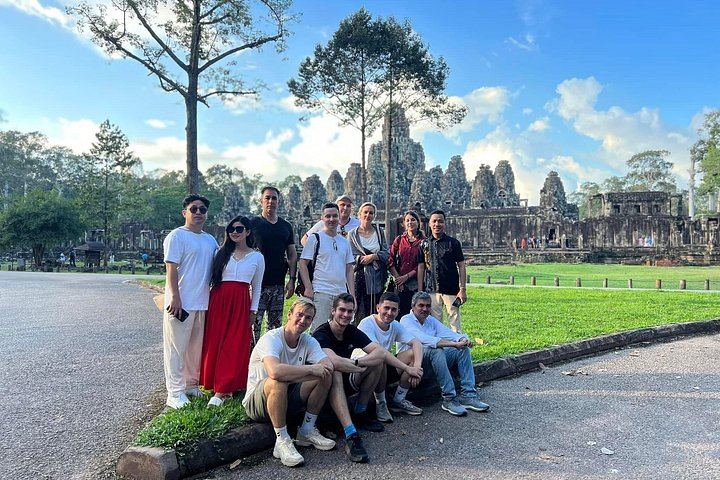 Private 2-Day Phnom Kulen Waterfall, Kampong Phluk and Angkor Sunrise Tour with Guide (8/12)