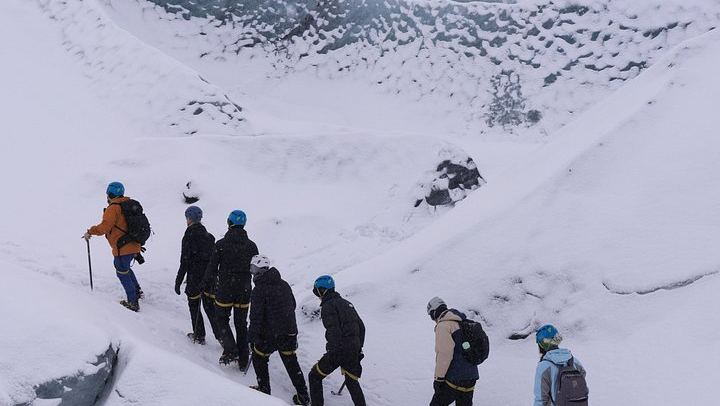 Private South Coast Day Tour from Reykjavik with Gljufrabui, Dyrholaey and Glacier Hike (4/12)
