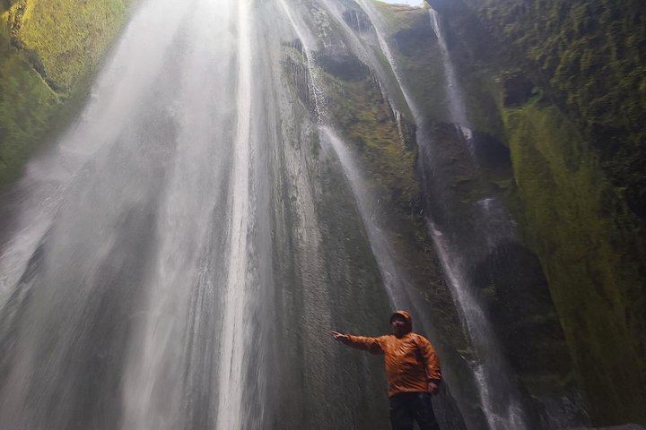 Private South Coast Day Tour from Reykjavik with Gljufrabui, Dyrholaey and Glacier Hike (7/12)