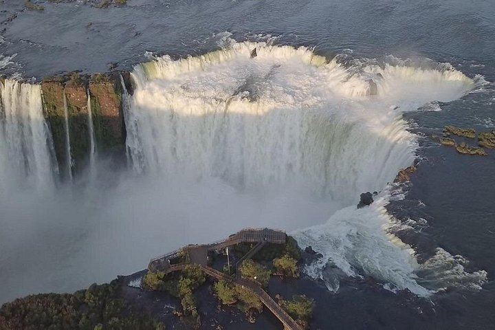 Private Iguazu Falls Day Trip with Park Pass, Border Priority Lane and Eco Train (2/10)