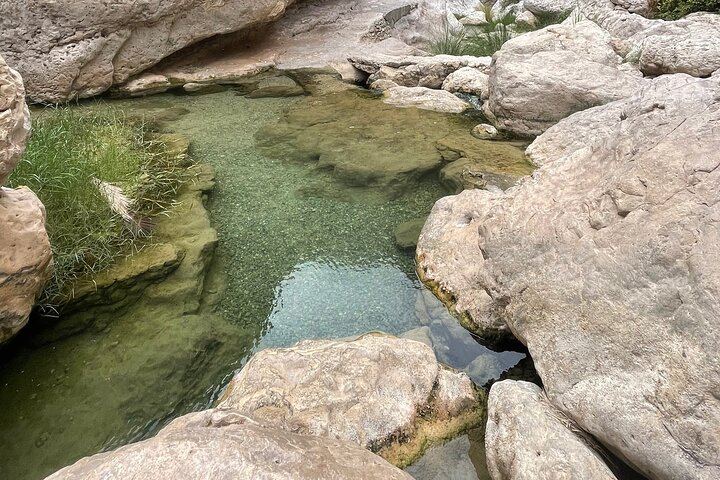 Private Wadi Shab Day Trip: Crevice Cave Waterfall Swim, Fins Beach, Bimmah Sinkhole (12/12)