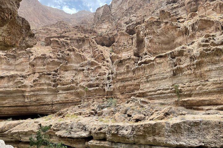 Private Wadi Shab Day Trip: Crevice Cave Waterfall Swim, Fins Beach, Bimmah Sinkhole (8/12)