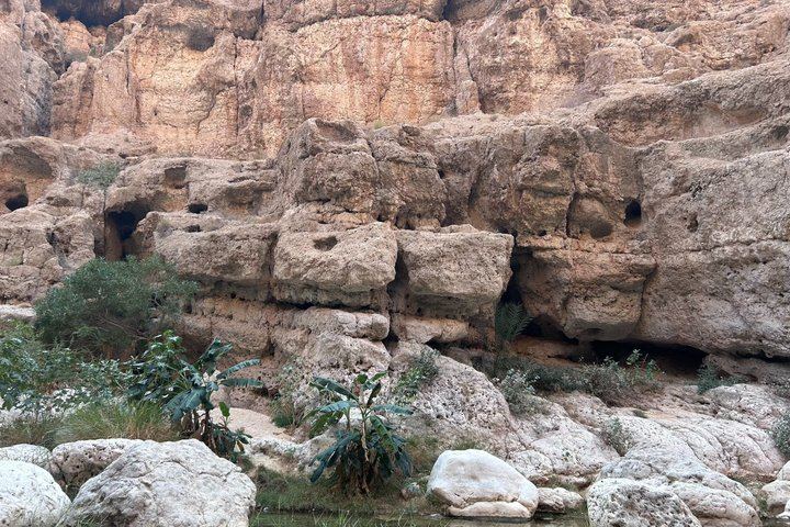 Private Wadi Shab Day Trip: Crevice Cave Waterfall Swim, Fins Beach, Bimmah Sinkhole (10/12)