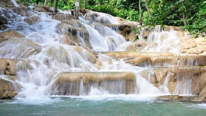 Private Dunn's River Falls Trip with Entrance Fee and Resort Pickup (2/8)