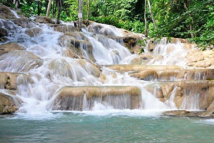 Private Dunn's River Falls Trip with Entrance Fee and Resort Pickup (2/8)