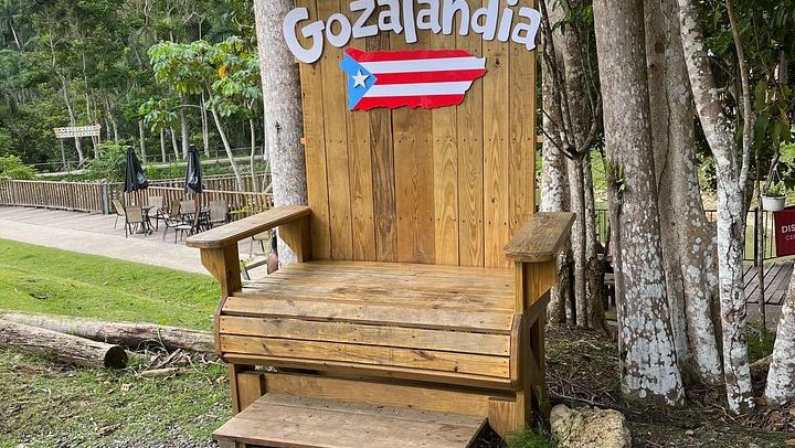 Private Gozalandia Falls and Crash Boat Beach Day Trip from T-Mobile District (3/12)