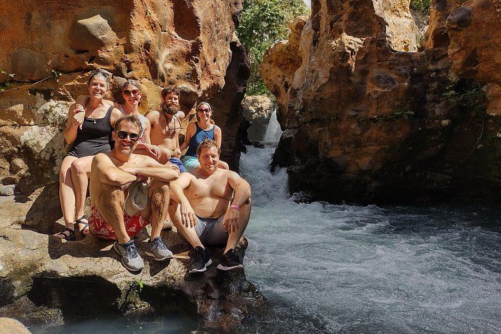 Private Full-Day Curubande Tubing, Cliff Jump, La Leona and Llanos de Cortes (2/12)