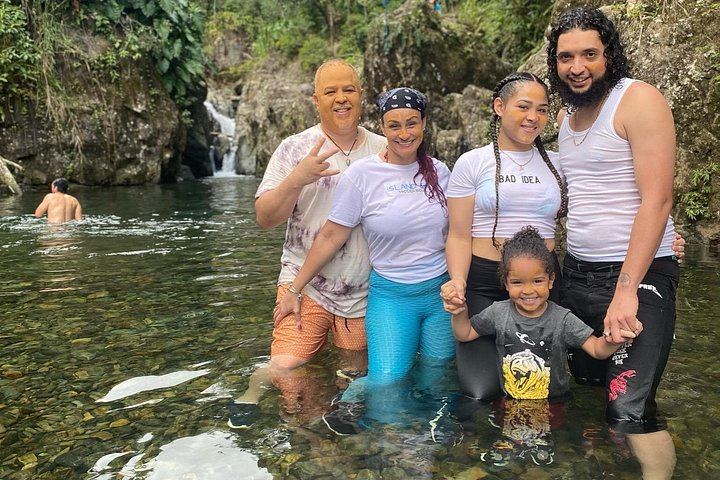 Private Las Tinajas Day Tour from San Juan with Transport, Fruit and 6 Guests Max (7/12)