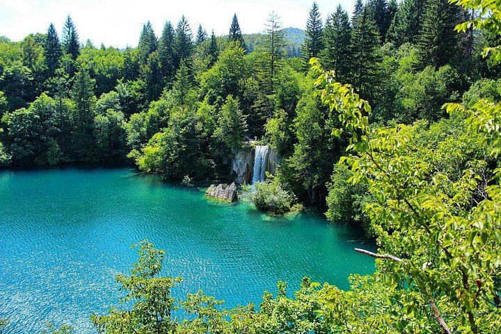 Plitvice Lakes Private Full-Day Tour from Zadar with Kozjak Boat and Train (1/9)