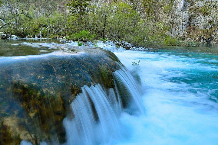 Plitvice Lakes Private Full-Day Tour from Zadar with Kozjak Boat and Train (3/9)
