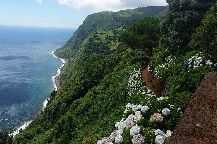 Private Full-Day Nordeste Tour with Ribeira Quente and Ribeira dos Caldeirões (10/12)