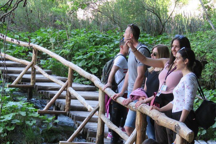 Plitvice Lakes and Rastoke Day Trip from Zagreb by Bus or Small Group, Ticket Included (8/12)