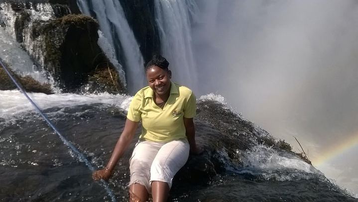 Victoria Falls Private Guided Tour with Hotel Pickup in Air-Conditioned Vehicle (2/12)