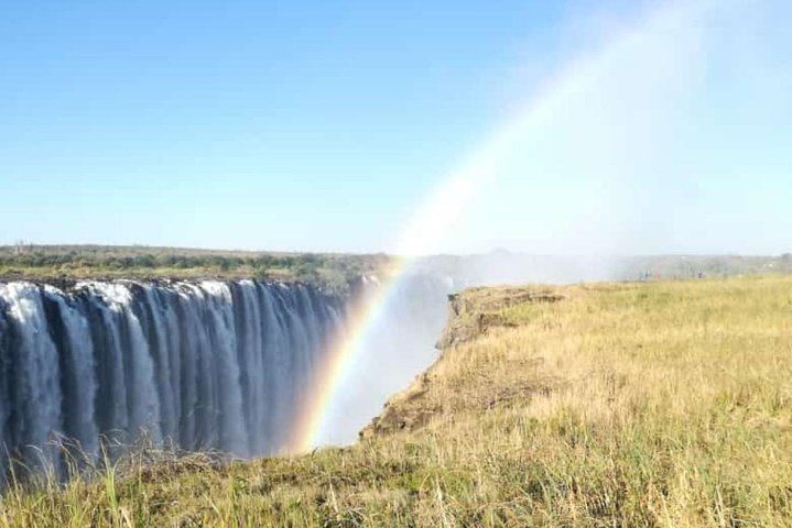 Victoria Falls Private Guided Tour with Hotel Pickup in Air-Conditioned Vehicle (5/12)
