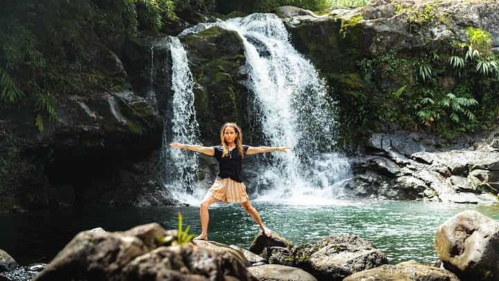 Private Hana Jungle Waterfall Hike for up to 4, Optional Professional Photos, 3.5 Hours (4/12)