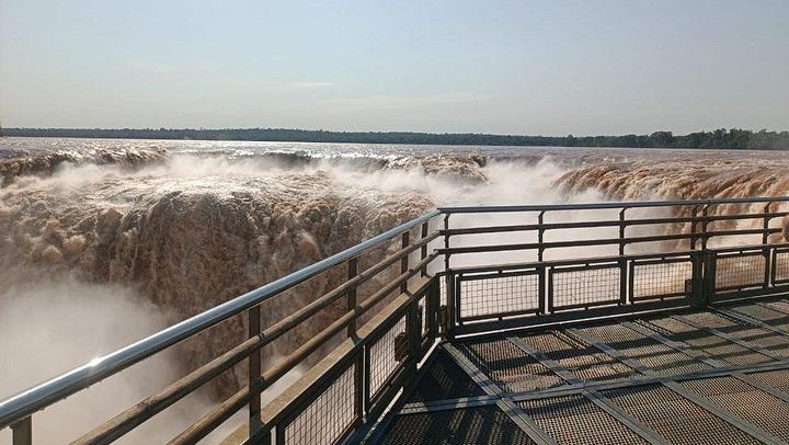 Private 2-Day Iguazu Falls Tour from Foz do Iguacu, Argentina First, Licensed Vehicle (4/12)