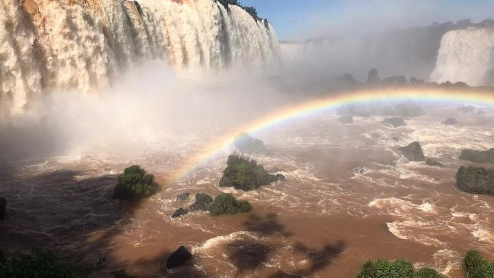 Private Iguazu Falls Day Tour with Air-Conditioned Transport and Border Corridor (3/12)