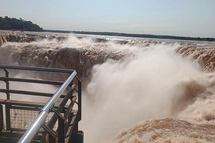 Private 2-Day Iguazu Falls Tour from Puerto Iguazu, 8 km Argentine Trails and Boat Option (7/12)
