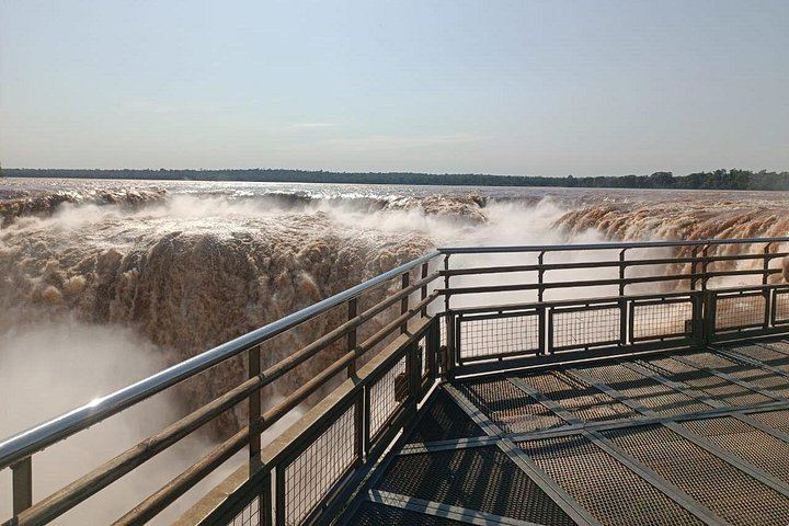 Private 2-Day Iguazu Falls Tour from Foz do Iguacu, Argentina First, Licensed Vehicle (4/12)
