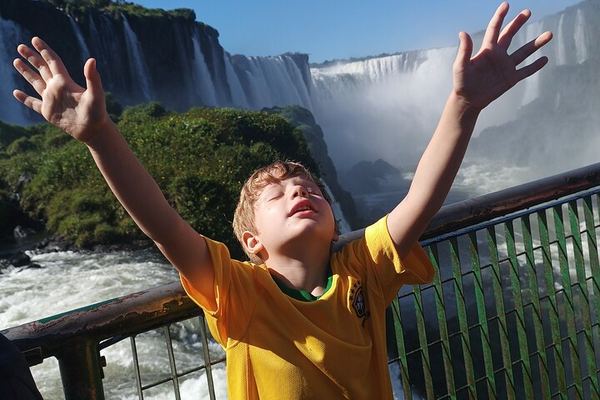Private Iguazu Falls Day Tour from Hotel Pickup, Argentine Walkways, Optional Boat