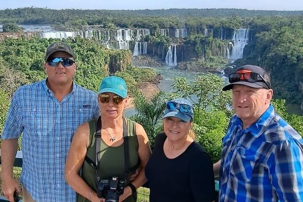 Private 2-Day Iguazu Falls Tour with Fast Border Lane and Bilingual Guide
