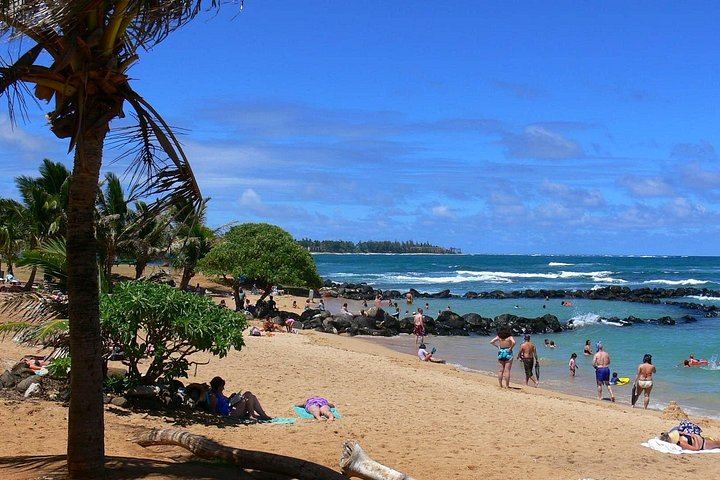 Private Kauai Eastside Waterfalls and Local Grinds Tour: 5.5 Hours, Bakery and Kapaa Lunch (5/12)