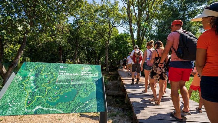 Private Krka Waterfalls Tour from Split with Morning or Afternoon Start and Boat Cruise (2/12)