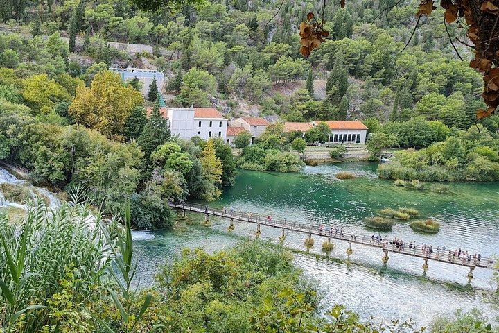 Private Krka Waterfalls Day Trip from Split with English-Speaking Driver and Boat (2/12)