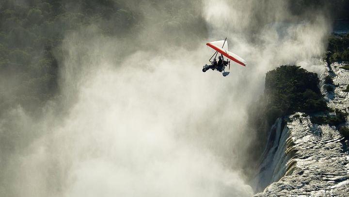 Private Microlight Flight above Victoria Falls and the Zambezi Gorge, Leaving from Zambia (2/3)