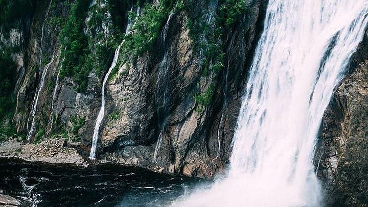 Private Guide and Driver Tour: Montmorency Falls, Sainte-Pétronille and Sainte-Anne Shrine (4/7)
