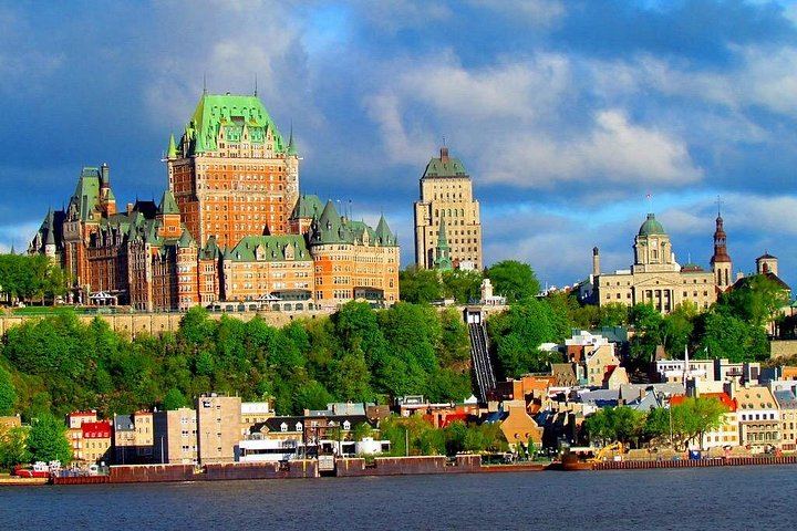 Private Guide and Driver Tour: Montmorency Falls, Sainte-Pétronille and Sainte-Anne Shrine (6/7)