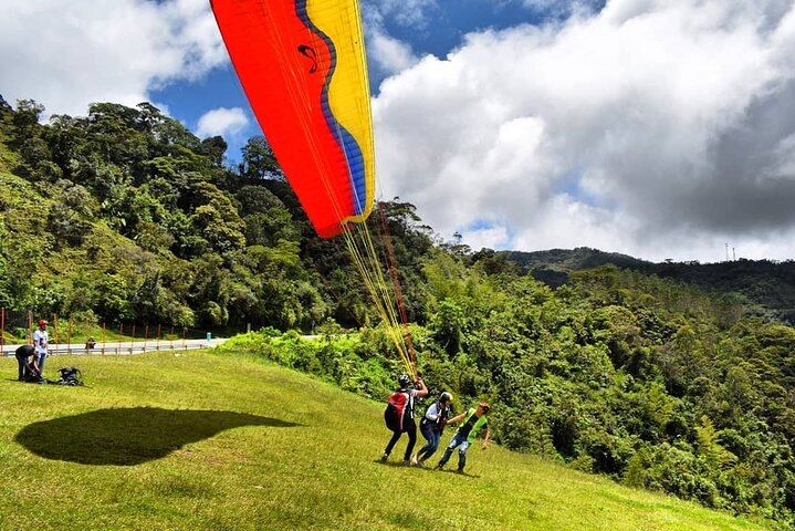 Private Paragliding Flight, Waterfall Hike and Mindfulness Session from Medellin (2/12)