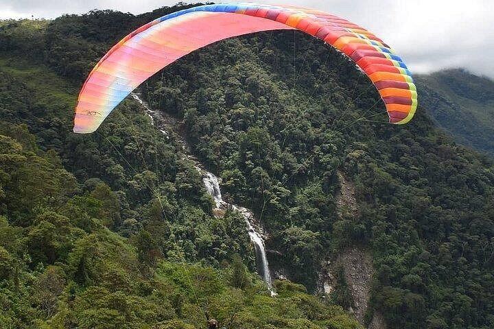 Private Paragliding Flight, Waterfall Hike and Mindfulness Session from Medellin (1/12)