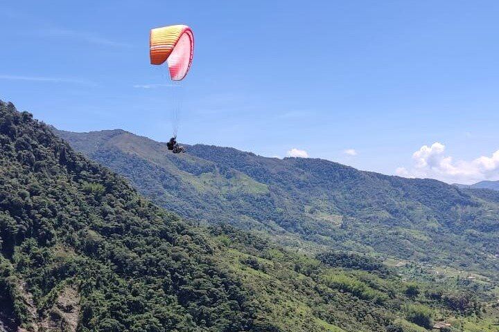 Private Paragliding Flight, Waterfall Hike and Mindfulness Session from Medellin (7/12)