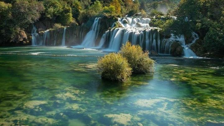 Plitvice Lakes Private Tour from Zadar with Panoramic Boat and Electric Train (4/10)