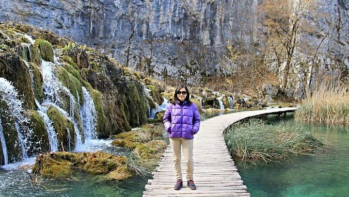 Plitvice Lakes Private Tour from Zadar with Panoramic Boat and Electric Train (2/10)