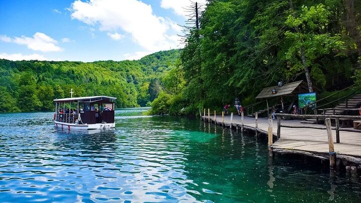Plitvice Lakes Private Cruise Shore Excursion from Zadar Port, Flexible Pace (1/8)