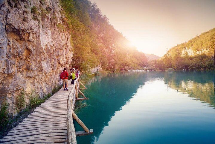 Plitvice Lakes Private Tour from Zadar with Panoramic Boat and Electric Train (1/10)
