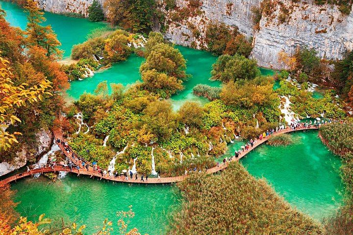 Plitvice Lakes Private Tour from Zadar with Panoramic Boat and Electric Train (10/10)
