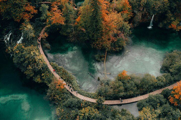 Plitvice Lakes Private Cruise Shore Excursion from Zadar Port, Flexible Pace (6/8)
