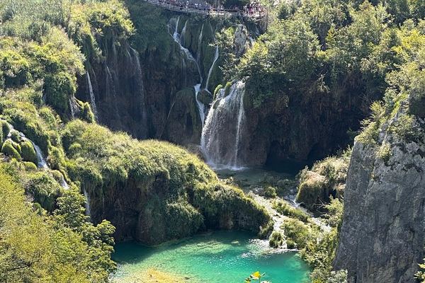 Plitvice Lakes Private Day Tour from Zadar for 1 to 4 Guests, Admission Included