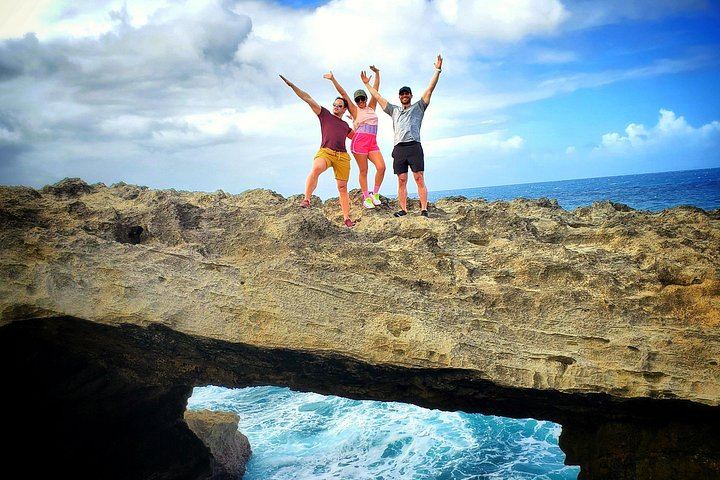 Private Mar Chiquita Beach Rock Hike and Las Delicias Waterfall in Toro Negro (1/12)