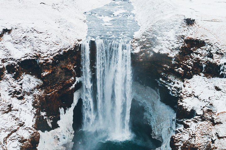 Hidden Iceland Private South Coast Tour with Lava Show and Solheimajokull Glacier Walk (11/12)