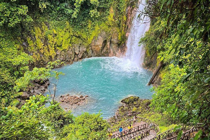 Private Rio Celeste Hike and Bijagua Sloth Reserve Tour for 4 to 22 Guests (4/12)