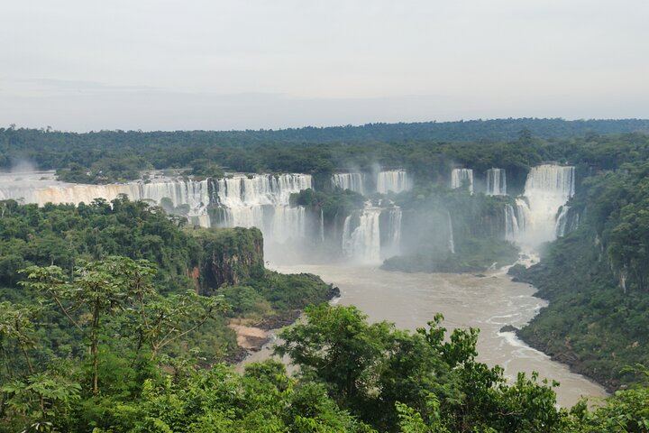 Private Iguassu Falls Brazilian Side Tour with Guide and Hotel Pickup, Foz do Iguacu (8/12)