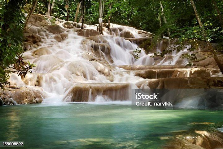 Private Dunn's River Falls Day with Shopping and Lunch Stops, Tour Jamaica Today (10/12)
