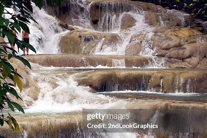 Private Dunn's River Falls Day with Shopping and Lunch Stops, Tour Jamaica Today (11/12)